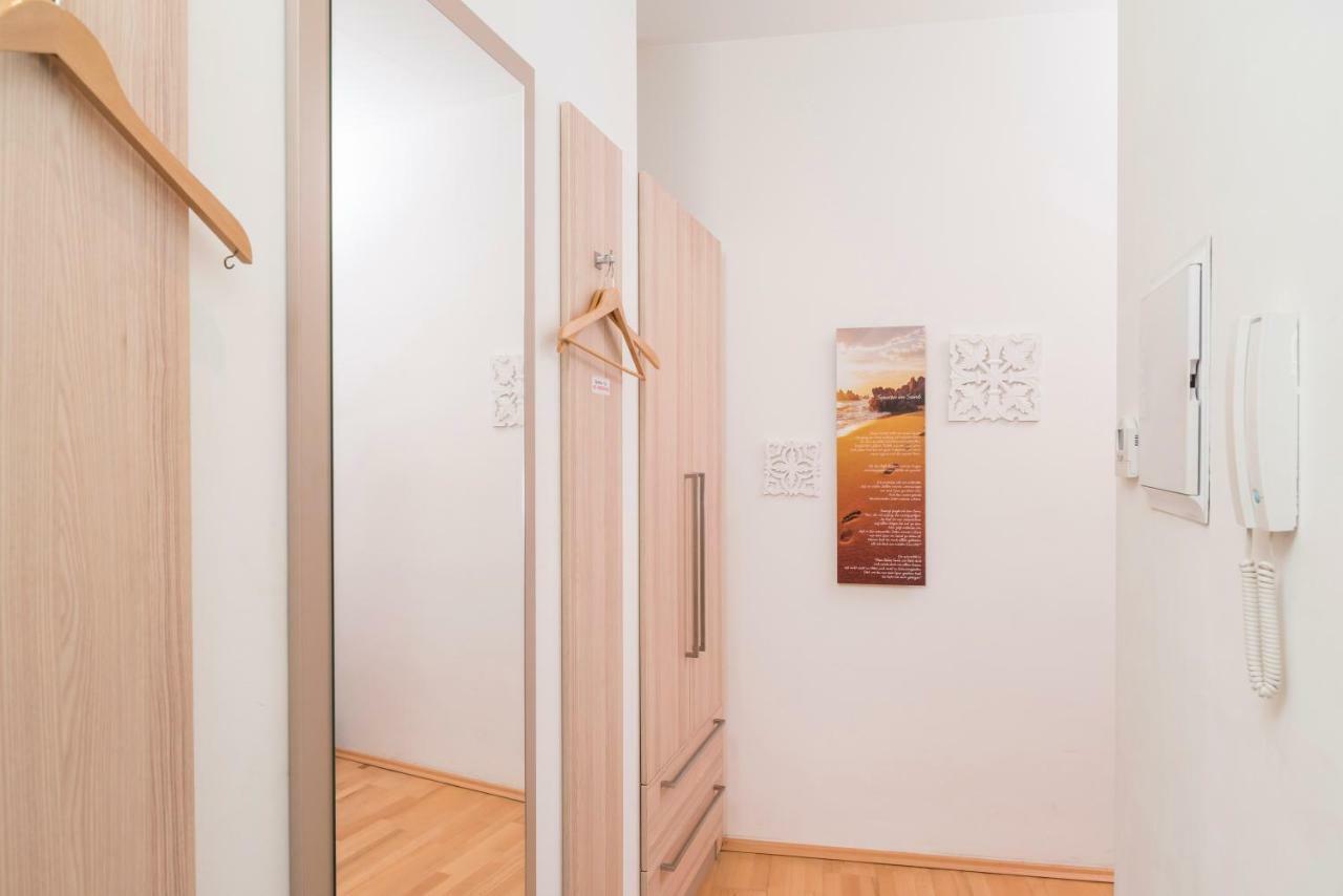 Tiny Hideaway Lägenhet Wien Exteriör bild
